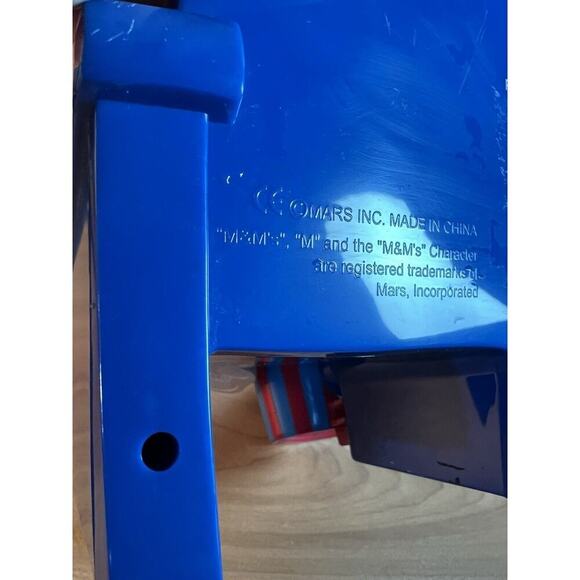 M&M's Candy Dispenser Limited Edition "At The Movie" 3D with Popcorn Bucket - Picture 12 of 13